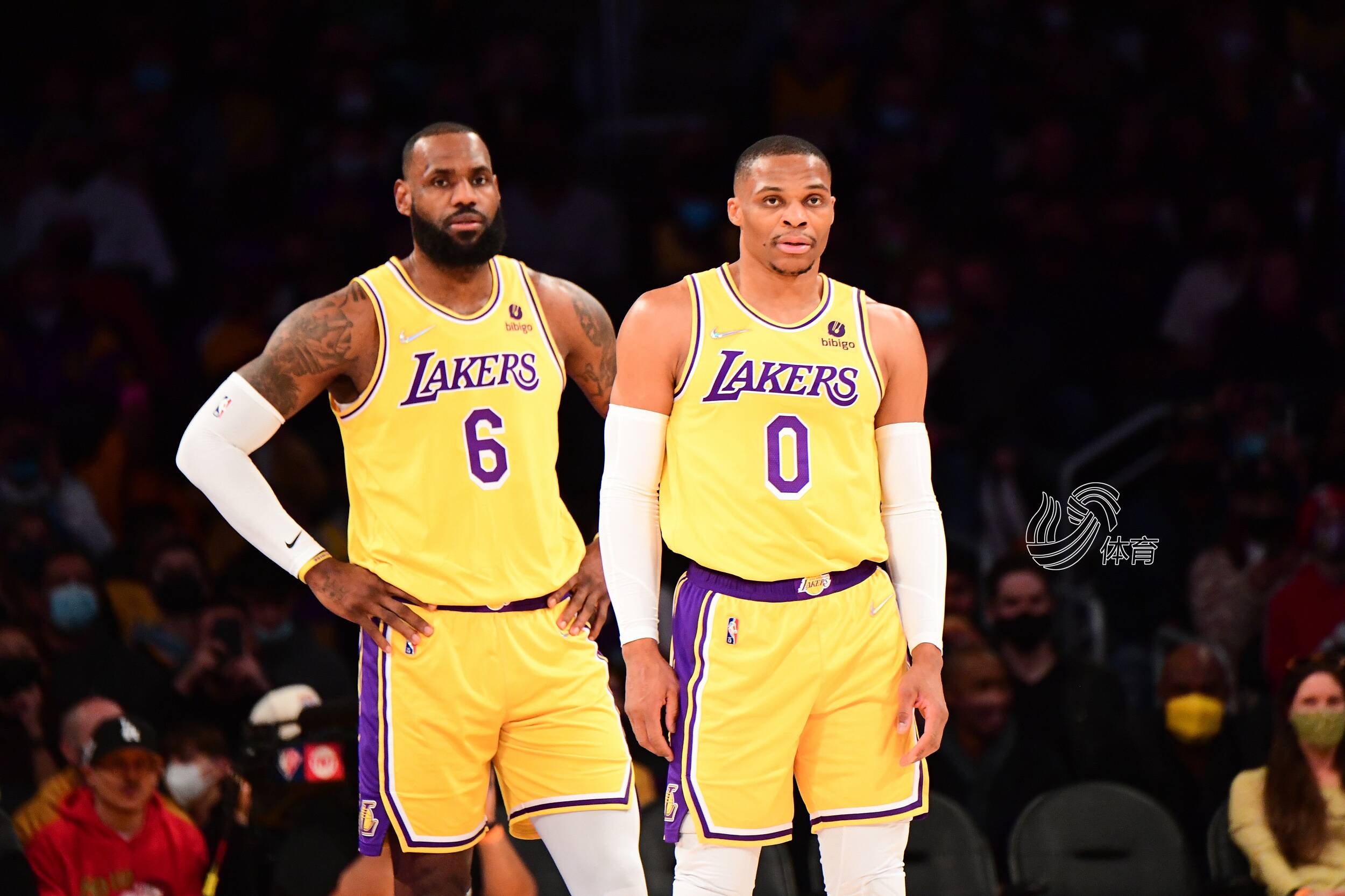 并让年轻球 并让年轻球